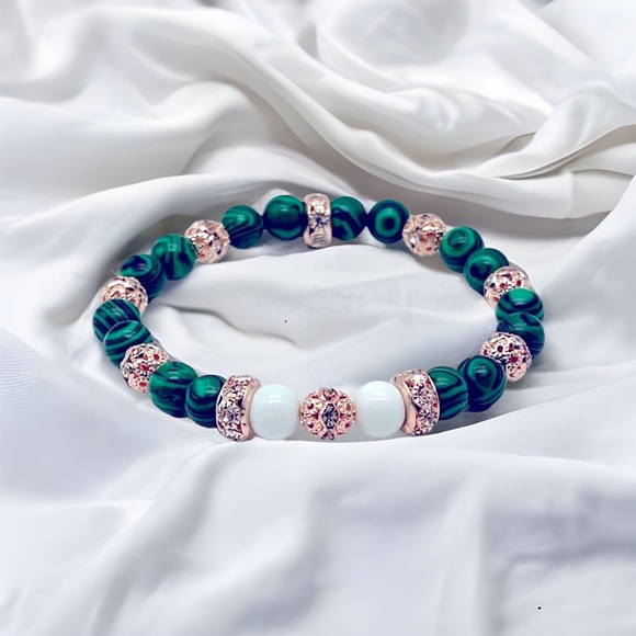 Malachite Beads Bracelet - Picture 6 of 6